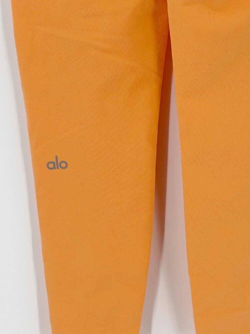 ALO Yoga Orange Mid Rise 7/8 Leggings XS 24" Inseam - Picture 4 of 4